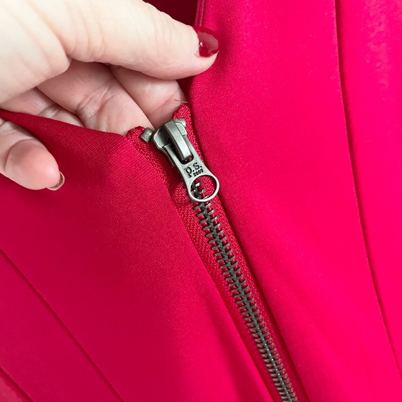 Adrianna Papell Red Pleated Mini Dress Jeweled Neck Tulle Lining Formal Sz 14 - Picture 9 of 15